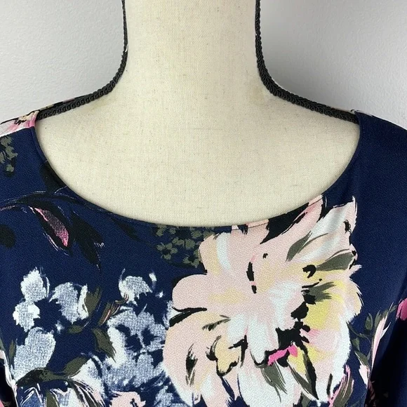 INC Knee Length Slip Dress SZ XS 3/4 Length Sleeves Floral Design Stretchy - Picture 6 of 13